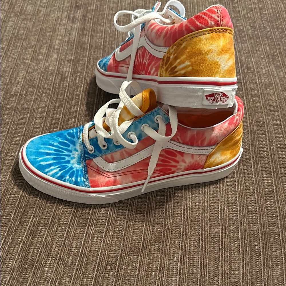 Vibrant Tie-Dye High-Top Sneakers